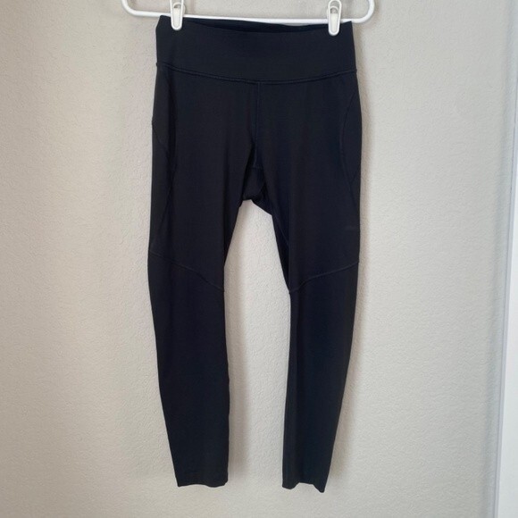 Outdoor Voices Black 7/8 Length Leggings - Size Medium - EUC - Picture 6 of 7
